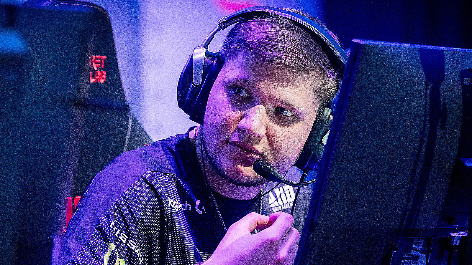 s1mple admite ceder AWP, se jogasse com m0NESY ou ZywOo