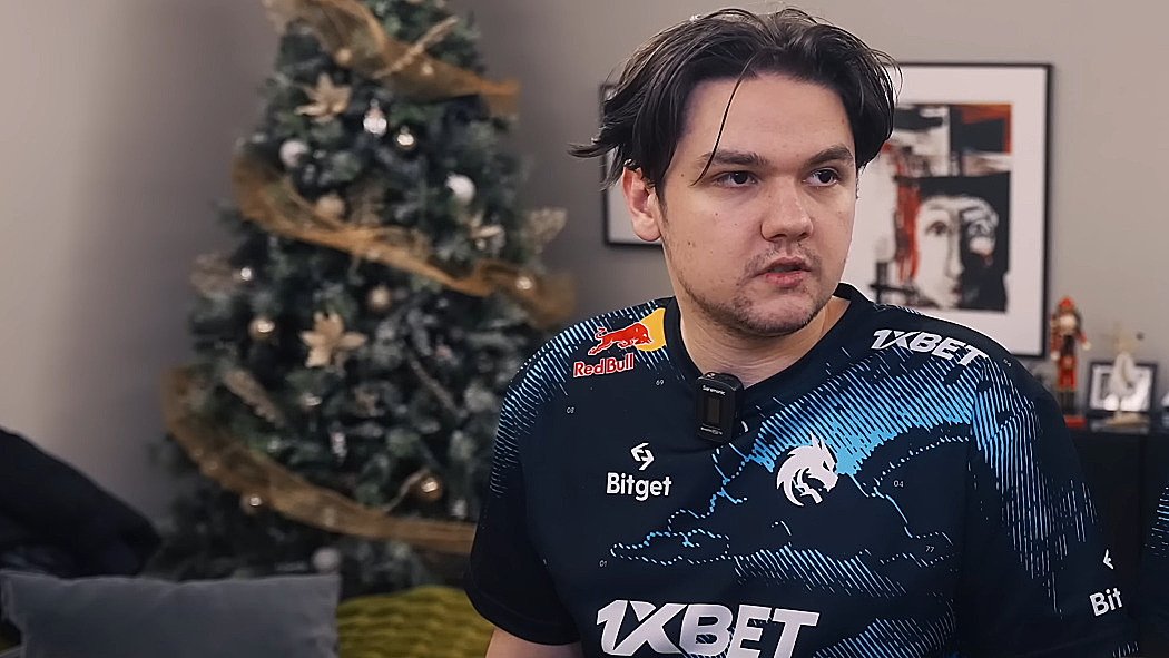 "Gyrocopter is a trash hero". Yatoro talks about best carries in 7.34 ...
