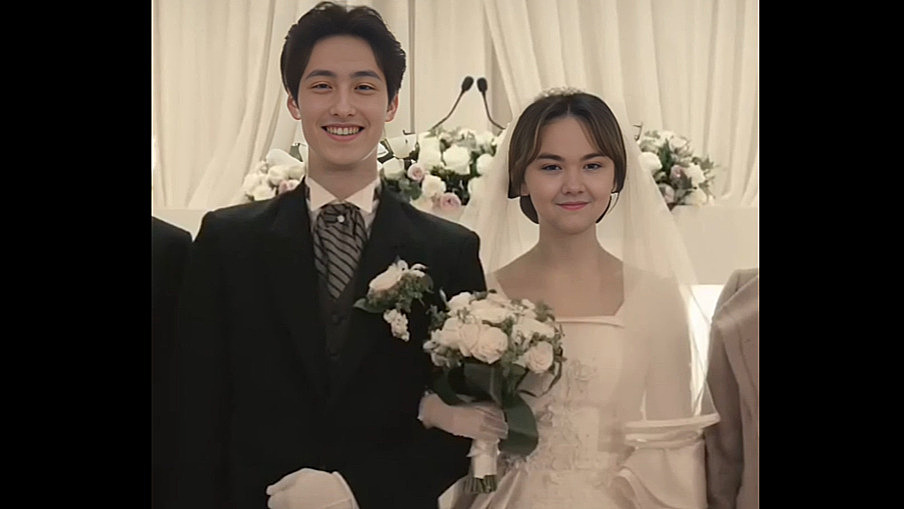 Watch Ame and Yatoro getting married on Chinese meme video — Escorenews